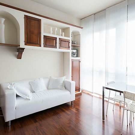 Studio Downtown Fantastic Area Apartment Milano Exterior foto