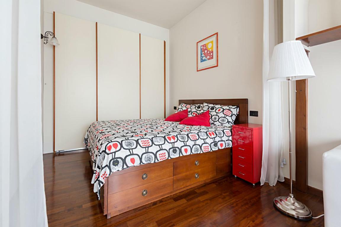 Studio Downtown Fantastic Area Apartment Milano Exterior foto